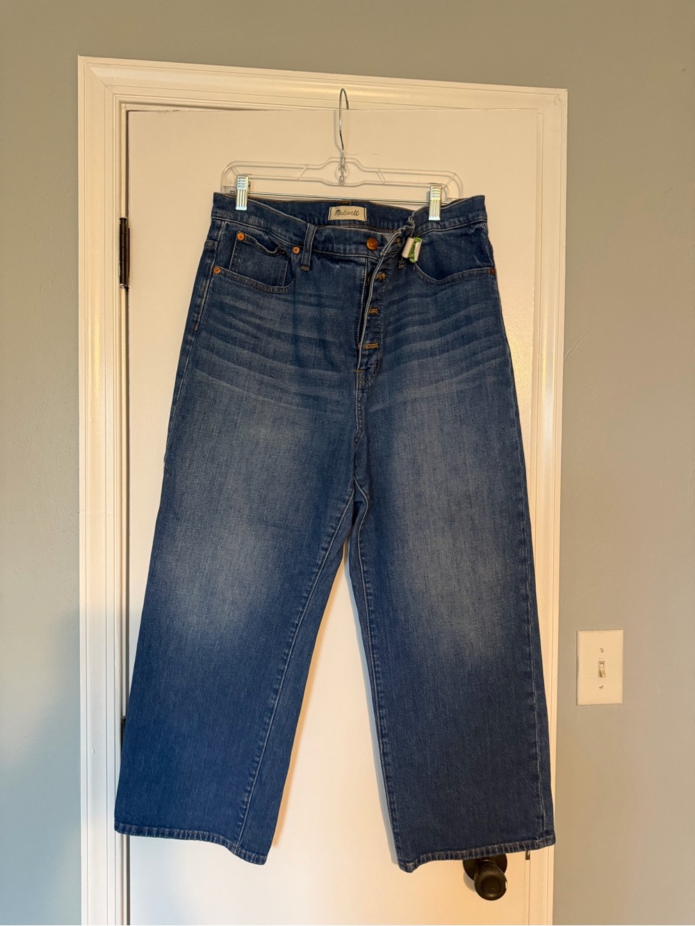 Madewell Button-Fly Wide-Leg crop Jeans in Medium Blue Wash